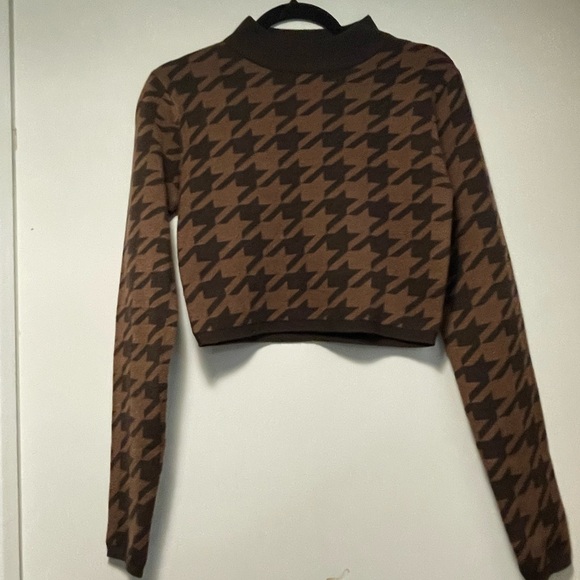 Stylish Brown Crop Top Sweater - Picture 1 of 7